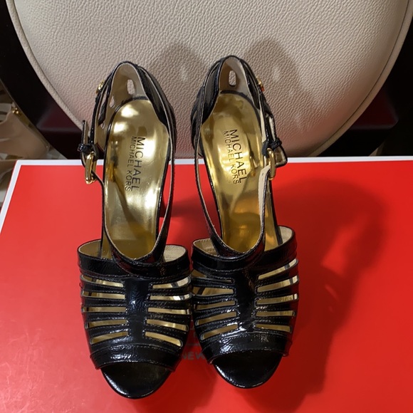 Michael Kors High Heel Shoe brand new tried on not used. - Picture 11 of 13